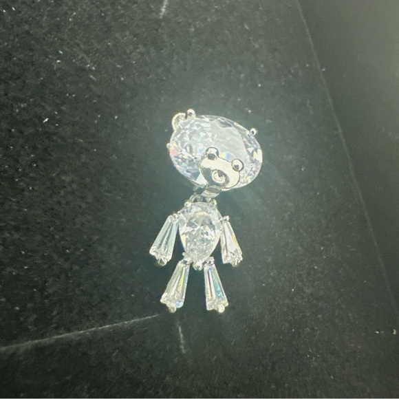925 Sterling Small Clear Rhinestones Teddy bear Earrings - Picture 4 of 6